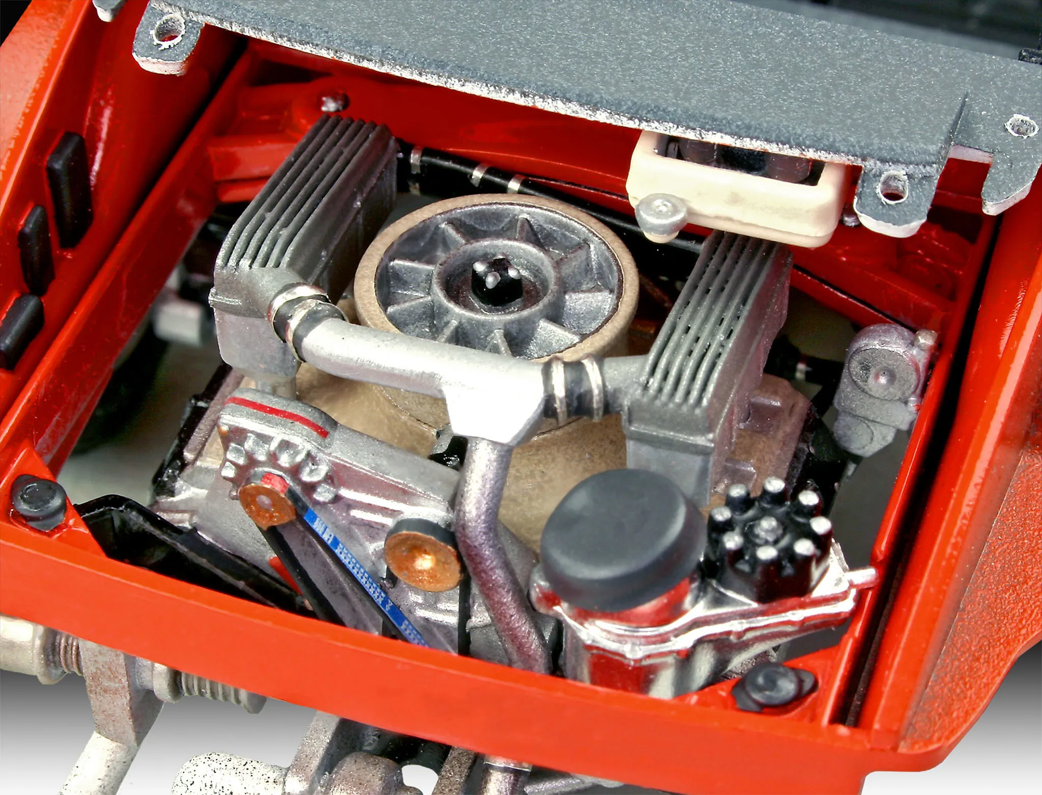 Porsche 934 RSR Jägermeister Motor Sport 50th Anniversary inkl. Farbe & Kleber – Revell 05669 – Bild 4